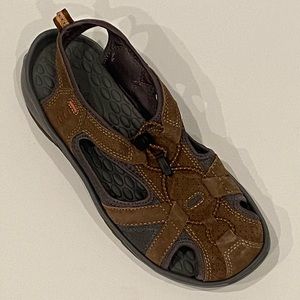 Privo by Clarks Women’s 7.5 Brown Leather Fisherman Sandals New W/O Tags